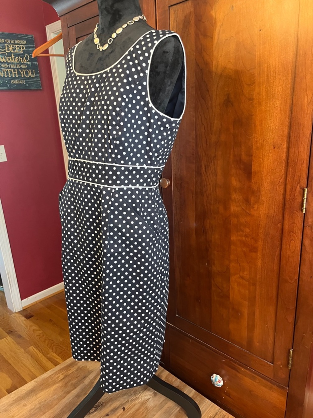 Tahari Adam Levine Black Polka Dot Midi Dress with White Trim
Sz. 12 - Picture 5 of 14